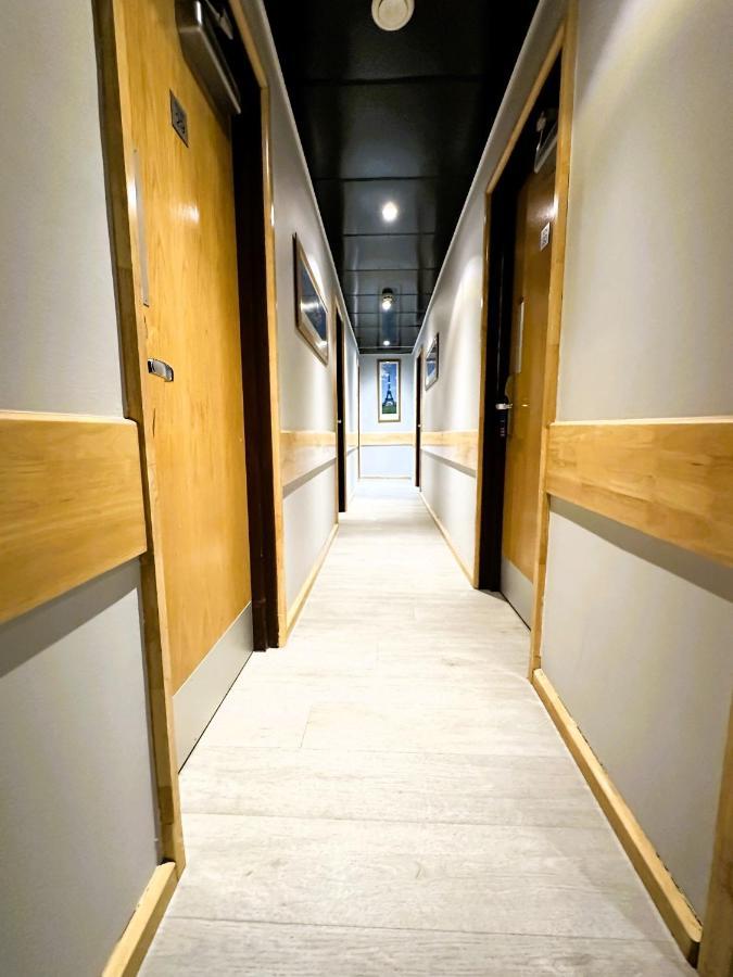 Eurotraveller Hotel- Express Londres Exterior foto