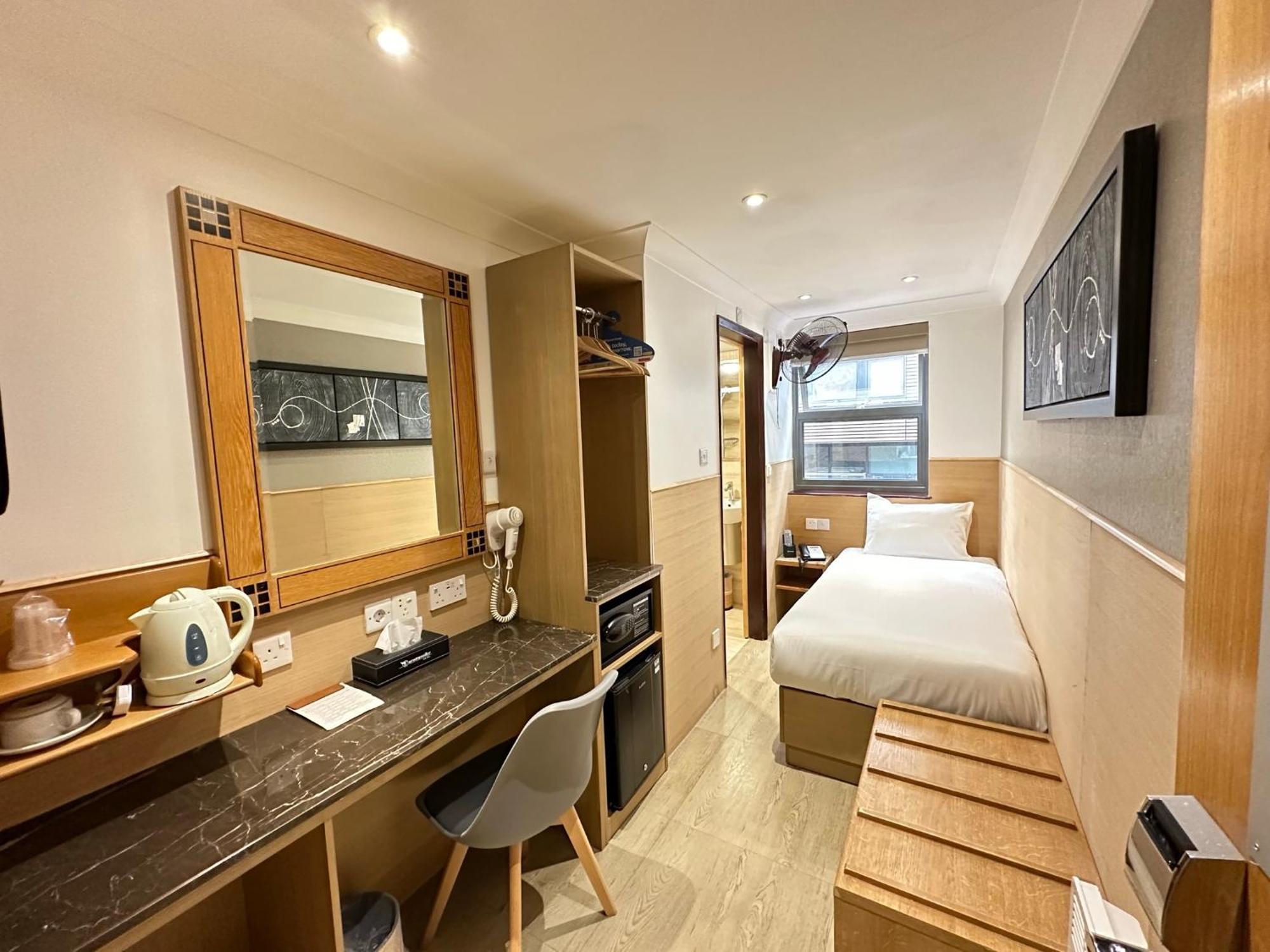 Eurotraveller Hotel- Express Londres Exterior foto